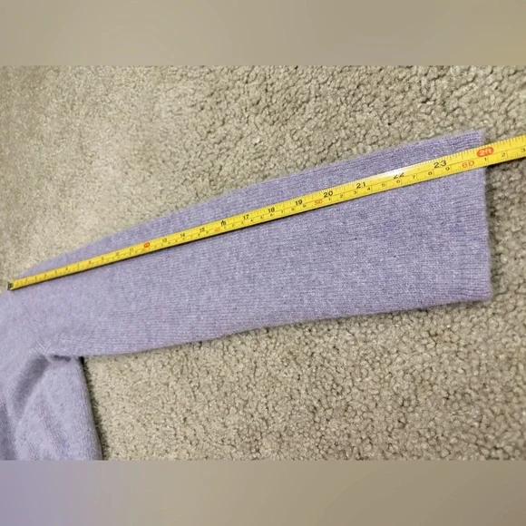 Ann Taylor Cardigan Sweater Small Wool Angora Lavender Floral Embroidered - Picture 8 of 8